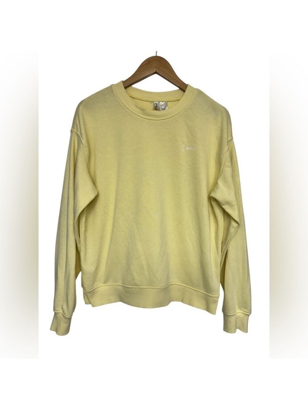 H&M Divided Yellow Crewneck Sweatshirt Love Embroidery Medium